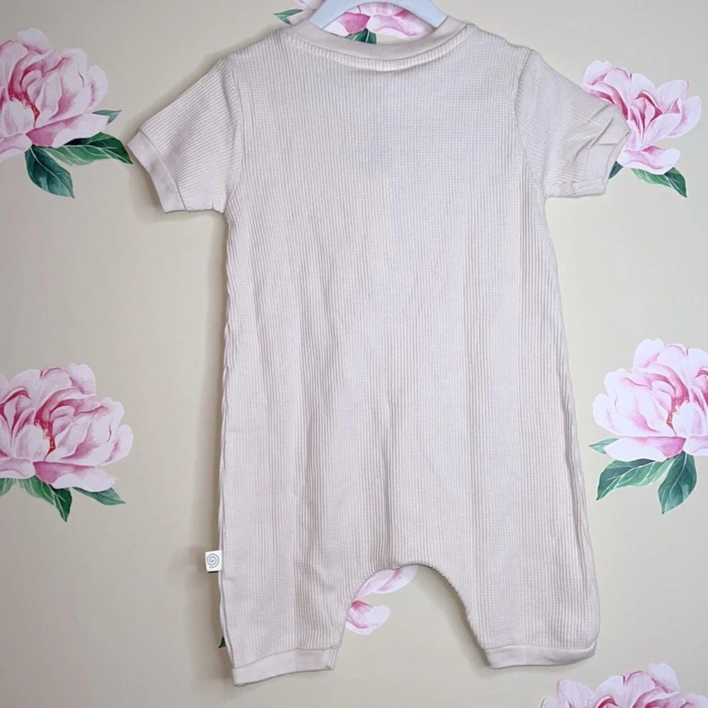 Nui Rhi Romper New.   R-34 - Picture 4 of 9